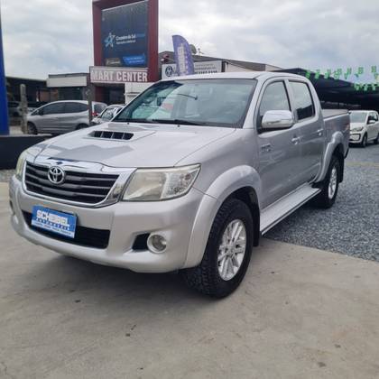 TOYOTA HILUX 3.0 SRV 4X4 CD 16V TURBO INTERCOOLER DIESEL 4P AUTOMÁTICO TOYOTA HILUX 3.0 SRV 4X4 CD 16V TURBO INTERCOOLER DIESEL 4P AUTOMÁTICO